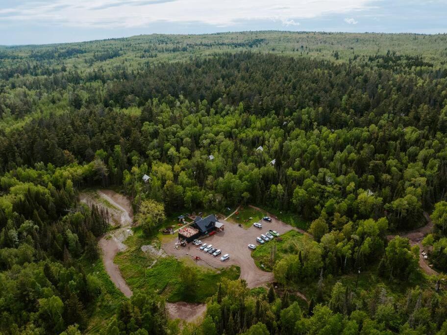 North Shore Camping Company Beaver Bay ภายนอก รูปภาพ