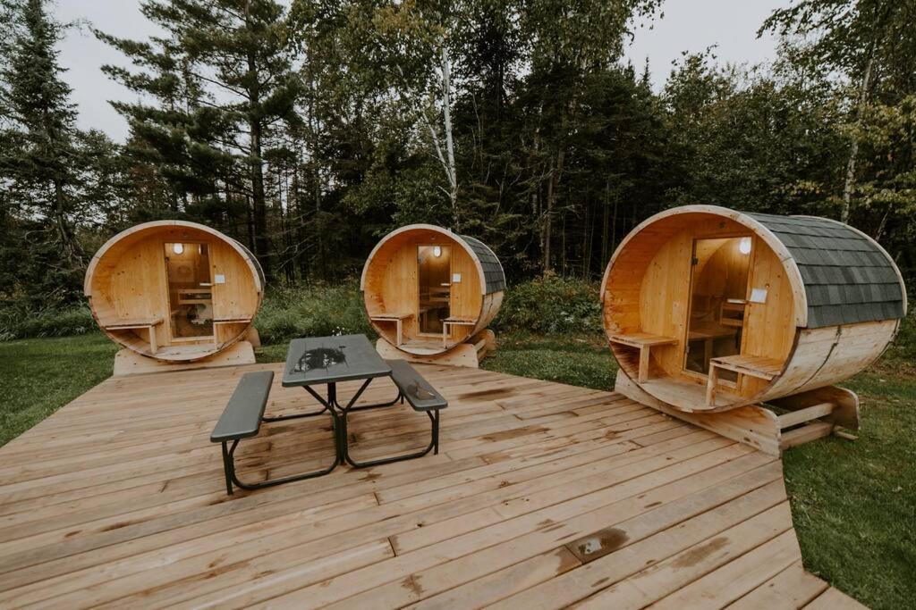 North Shore Camping Company Beaver Bay ภายนอก รูปภาพ